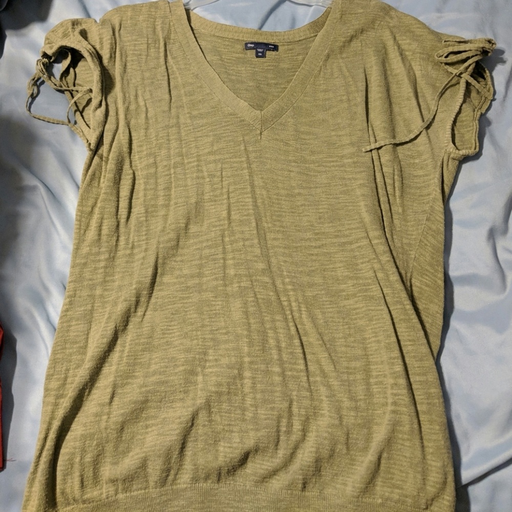 Gap top